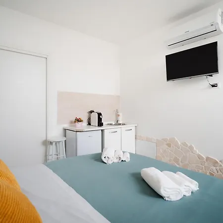 Bed & Breakfast Puglia Mar 4*