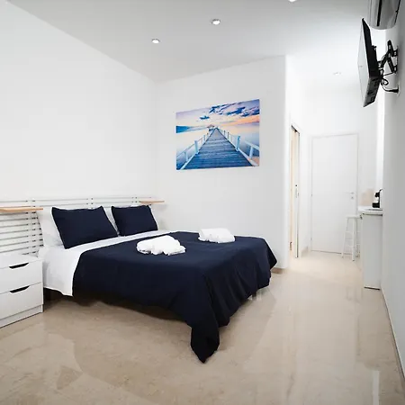 Oda ve Kahvaltı Puglia Mar