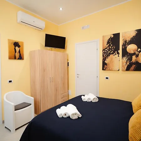 Oda ve Kahvaltı Puglia Mar Mola di Bari