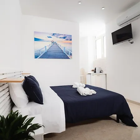 Puglia Mar Bed and Breakfast Mola di Bari